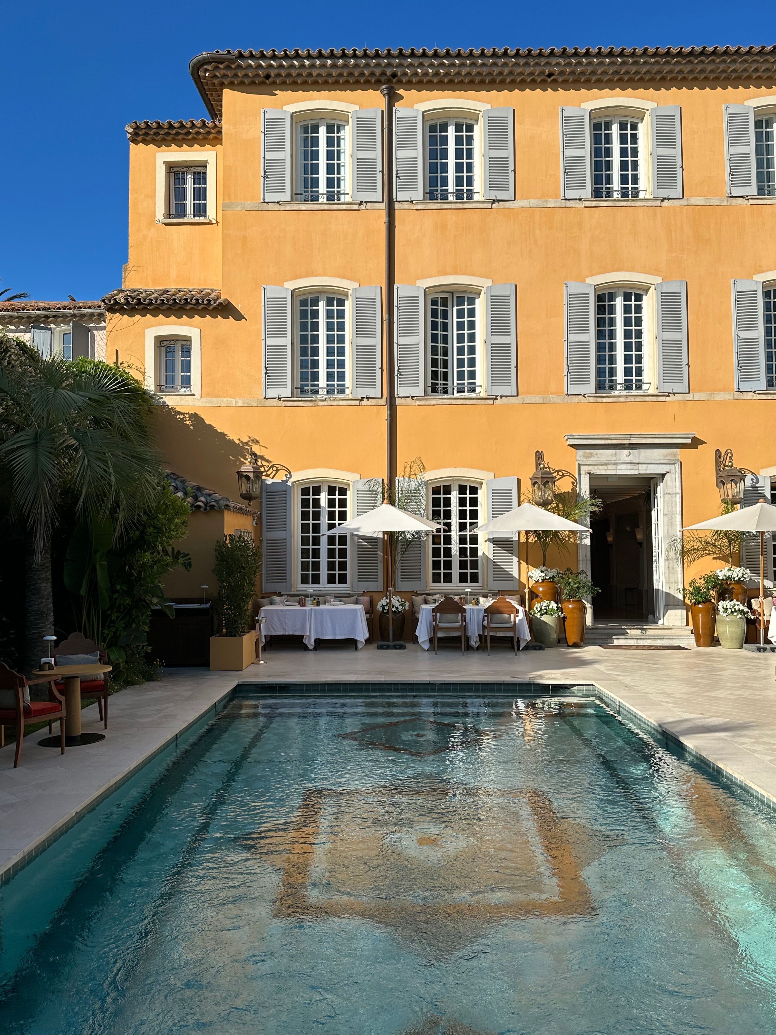 Banner_Airelles_Pan_Dei_Palais_St-Tropez_France.jpg
