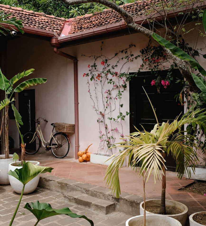 AHANGAMA, HOME