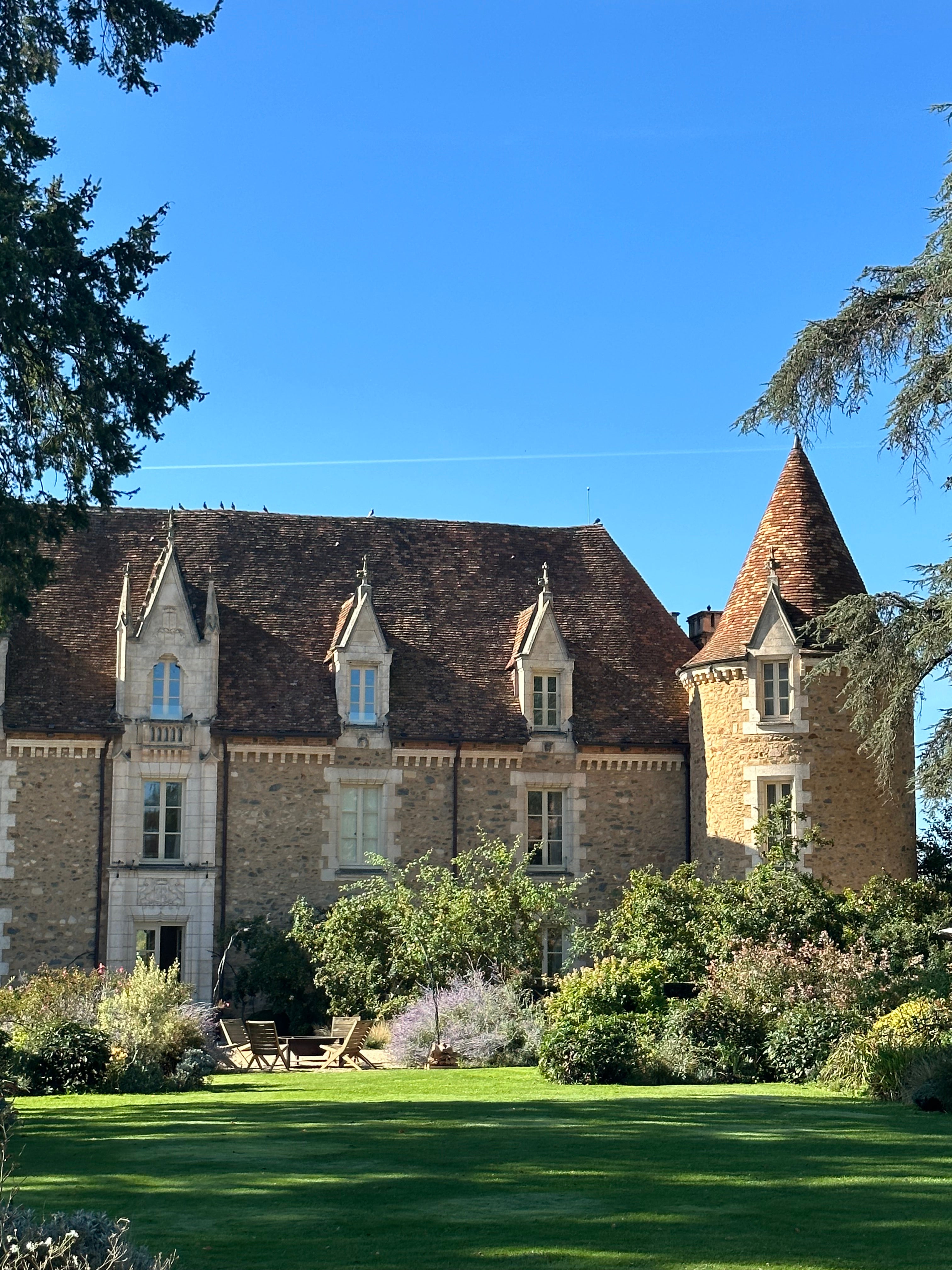 Banner_Domaine_des_Etangs_Massignac_France.jpg